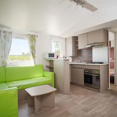 Διαμέρισμα Agreable Mobil-home 3 A 5 Min Des Plages, Aqua Dulce 2 *