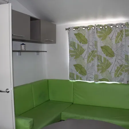 Διαμέρισμα Agreable Mobil-home 3 A 5 Min Des Plages, Aqua Dulce 2